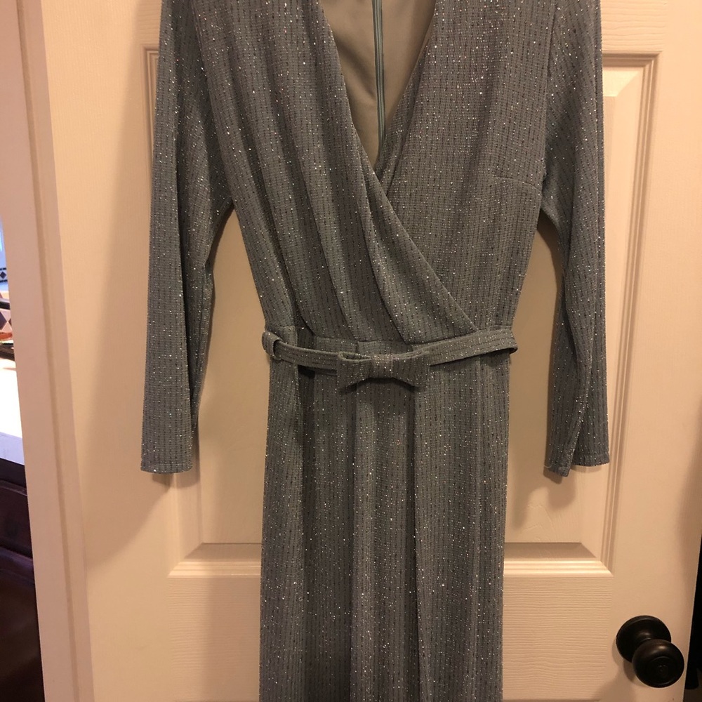 Dress - Picture 2 of 4